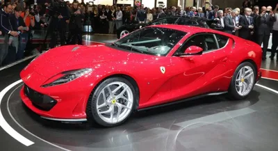 Ferrari 812 Superfast заставит забыть о F12tdf