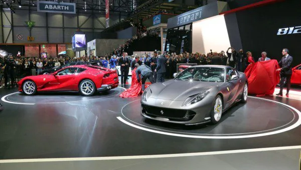 Ferrari 812 Superfast заставит забыть о F12tdf