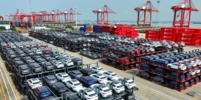 Експорт автомобілів із Китаю у липні зріс на 88% на тлі різкого падіння продажів удома