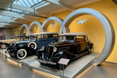 Август Хорьх перший автомобіль 1901 Vis-à-Vis 125 років Audi