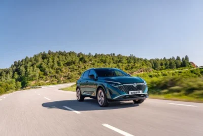 Nissan e-POWER бензиновий двигун генератор електромотор колеса