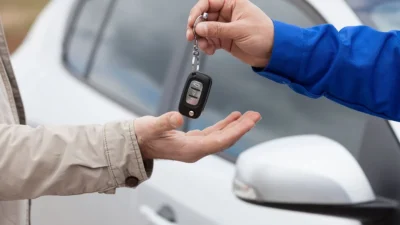 Після продажу авто приходять штрафи: що перевірити колишньому власнику